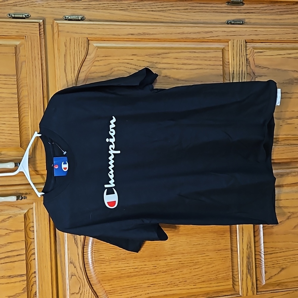 CHAMPION T SHIRT BRANDNEW W TAGS